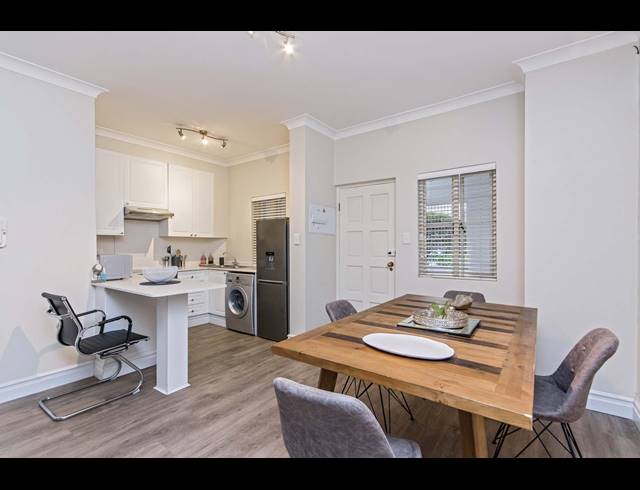 1 BEDROOM APARTMENT TO LET IN DUNKELD WEST